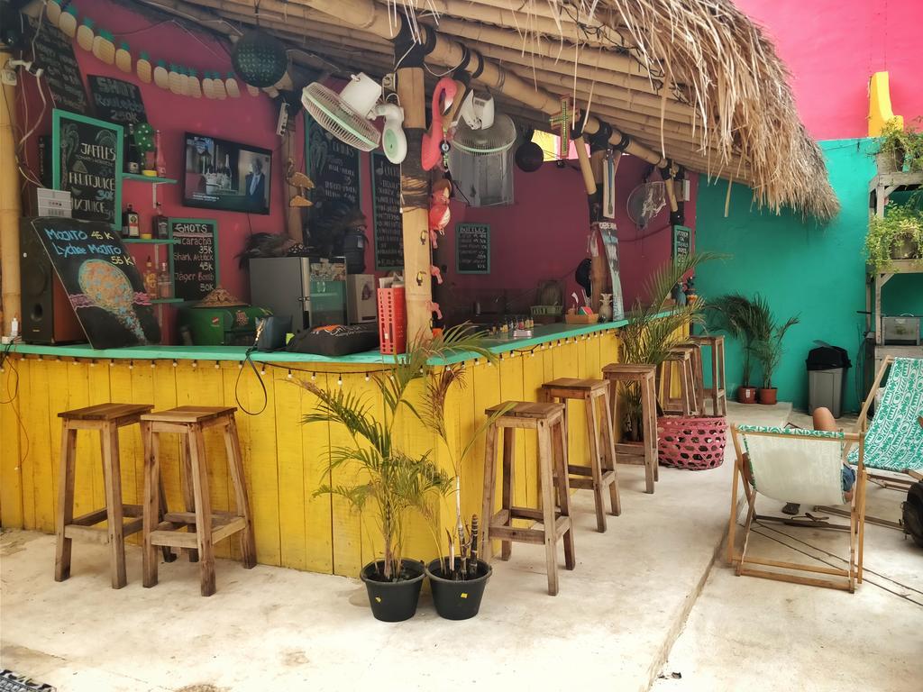 La Favela Hostel Gili Trawangan Buitenkant foto