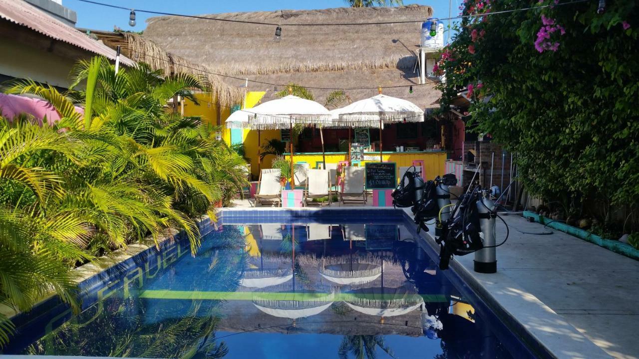 La Favela Hostel Gili Trawangan Buitenkant foto
